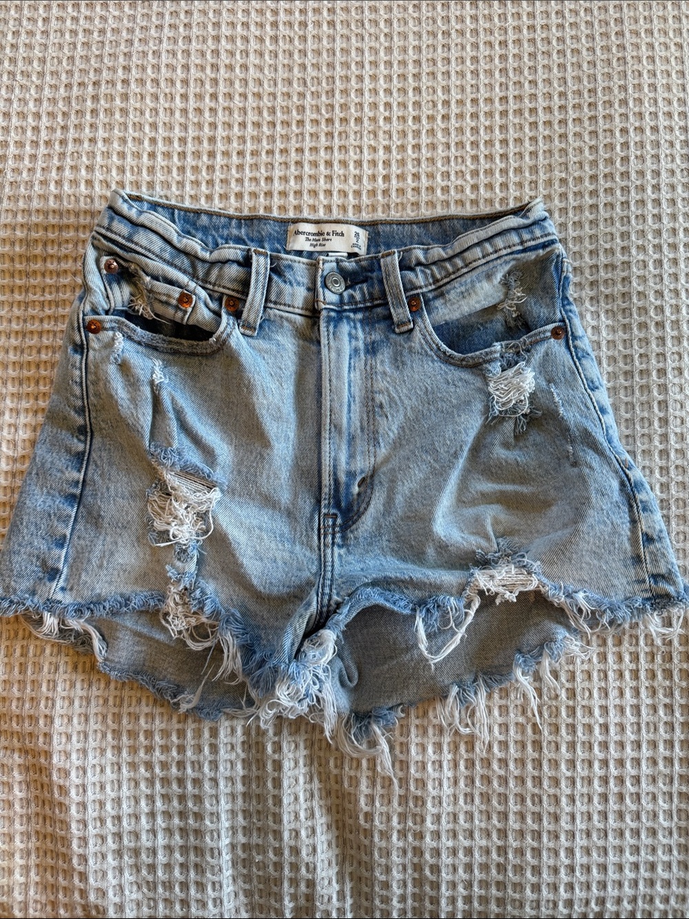 Abercrombie & Fitch Curve Love The Mom Short High Rise Jean Shorts